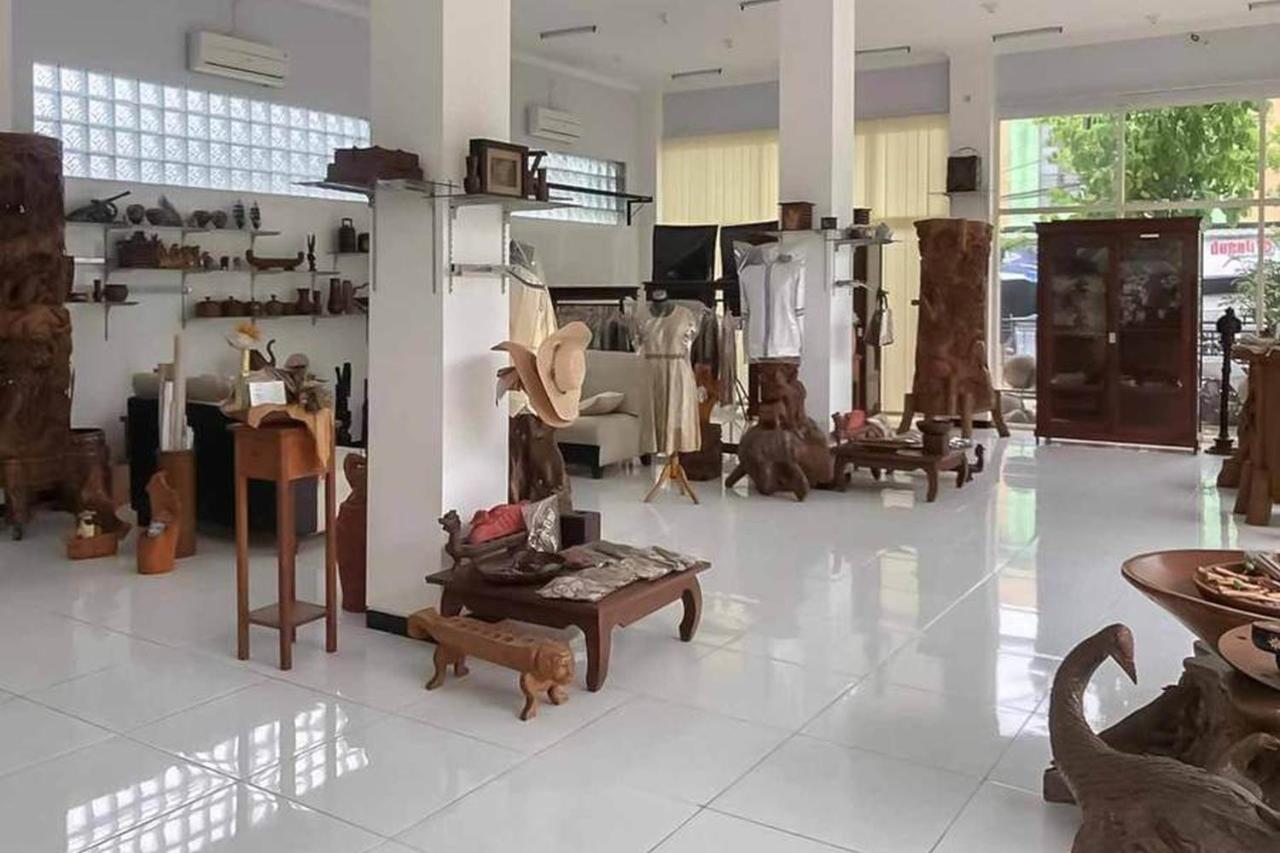 Malang Hill Syariah Redpartner Hotel Buitenkant foto