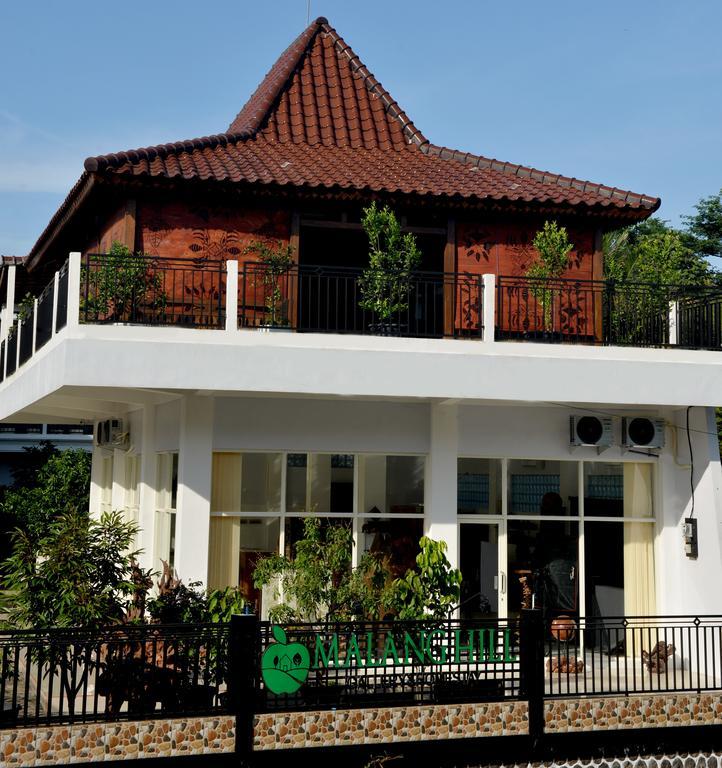 Malang Hill Syariah Redpartner Hotel Buitenkant foto