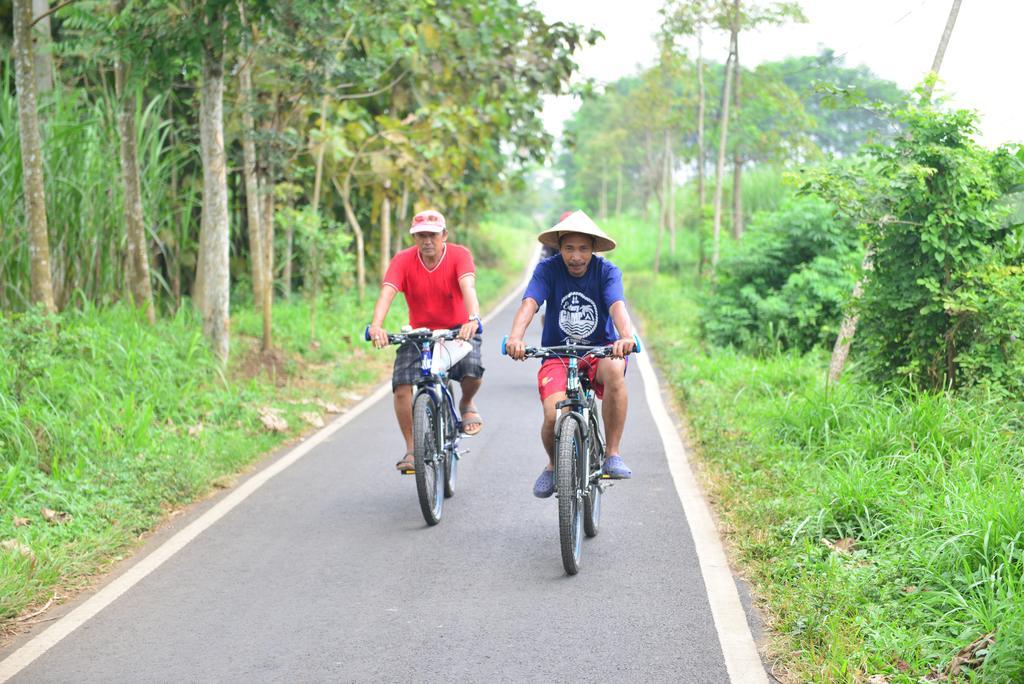 Malang Hill Syariah Redpartner Hotel Buitenkant foto
