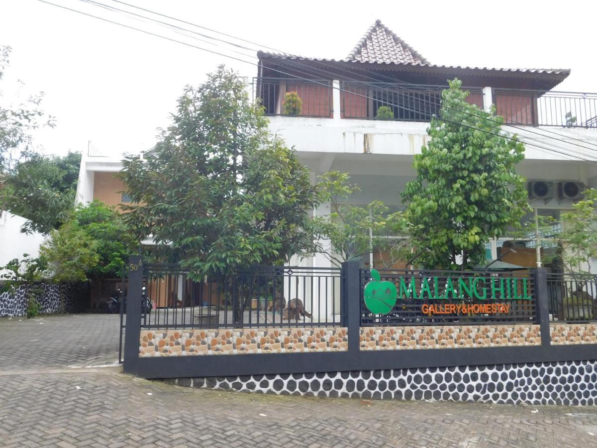 Malang Hill Syariah Redpartner Hotel Buitenkant foto
